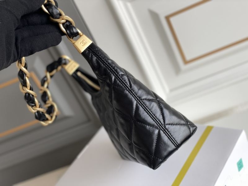 Ch**el hobo bags